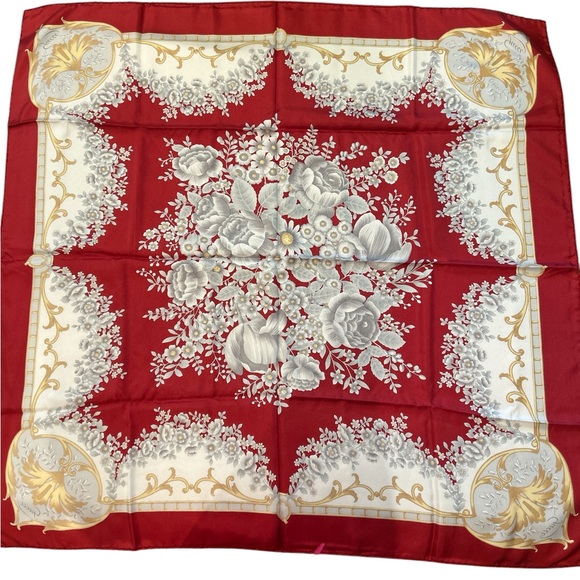 Gucci Red Floral Silk Scarf - Picture 4 of 7